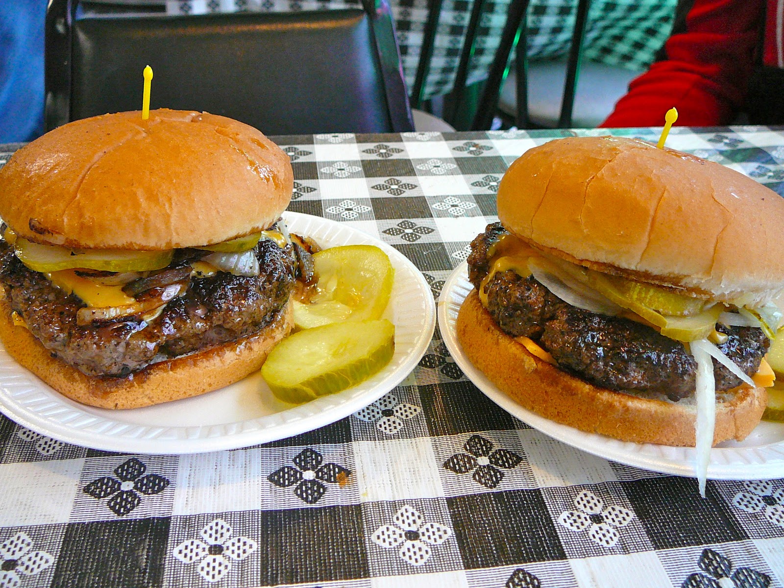 Steve's burger review in Garfield NJ